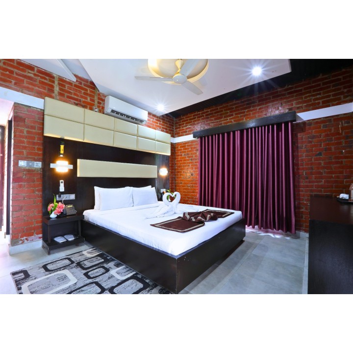 Honeymoon Cottage